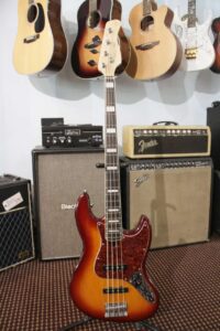 Sire Marcus Miller V7