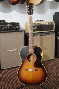Gibson Vintage 1956 LG-2