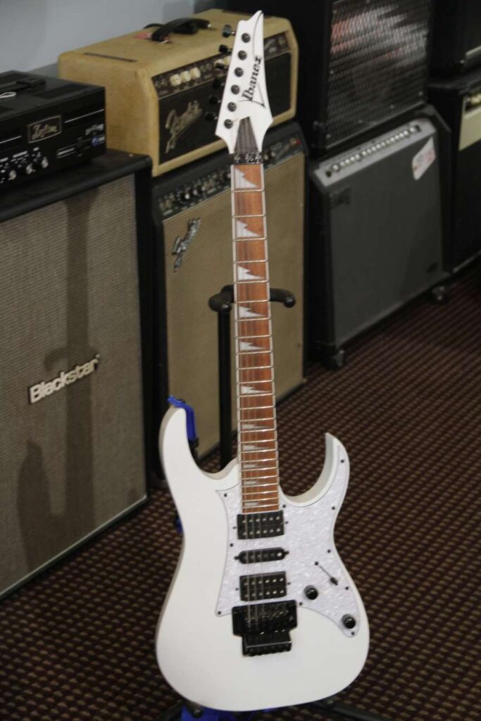 Ibanez RG450DXB
