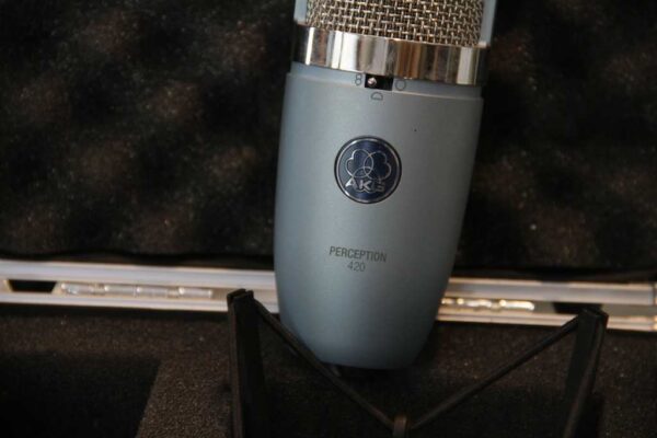 AKG Perception 420 - Image 2