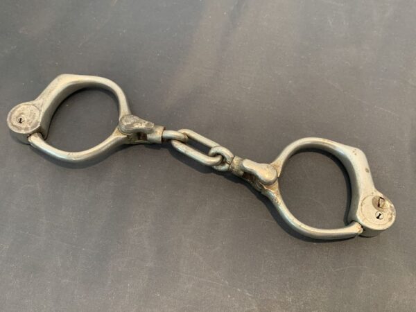 Bean-Cobb Handcuffs Pat May 2 -1899