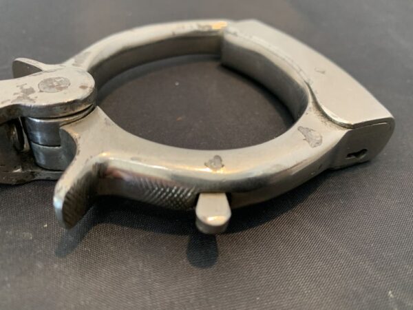 Cummings 7/4/99 Handcuffs - Image 3