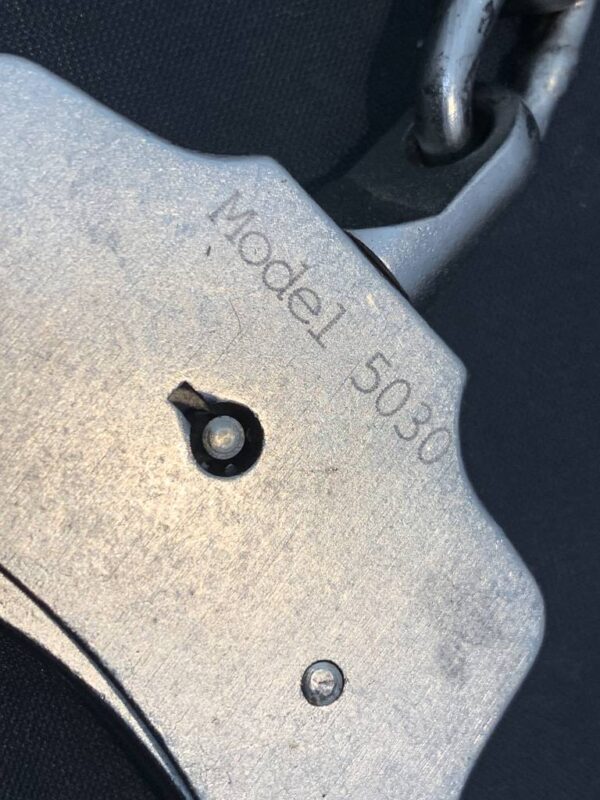 Peerless Handcuffs Model 5030 - Image 2