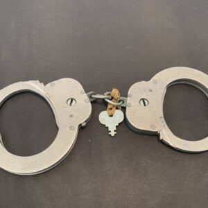 La Trobe LTH Escort British Handcuffs