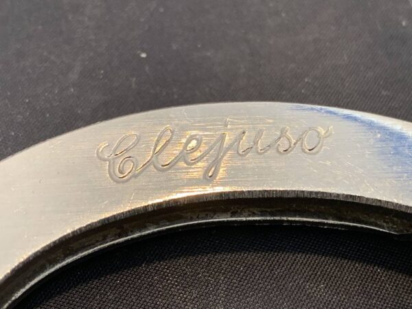 Clejuso Handcuffs - Image 2