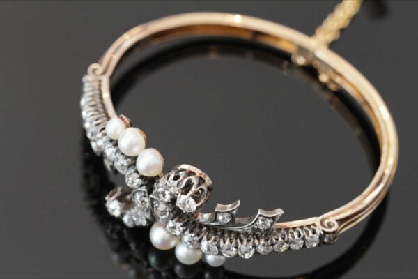 Diamond and Pearl Bracelet