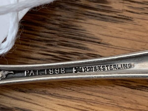 R. Wallace & Sons 1898 Sterling Silver Bon Bon Spoon - Image 2