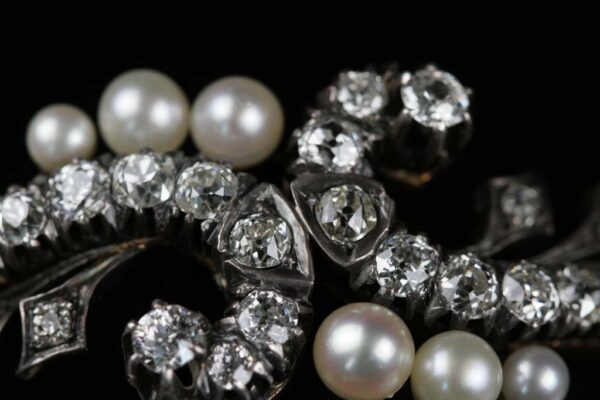Diamond and Pearl Bracelet - Image 2